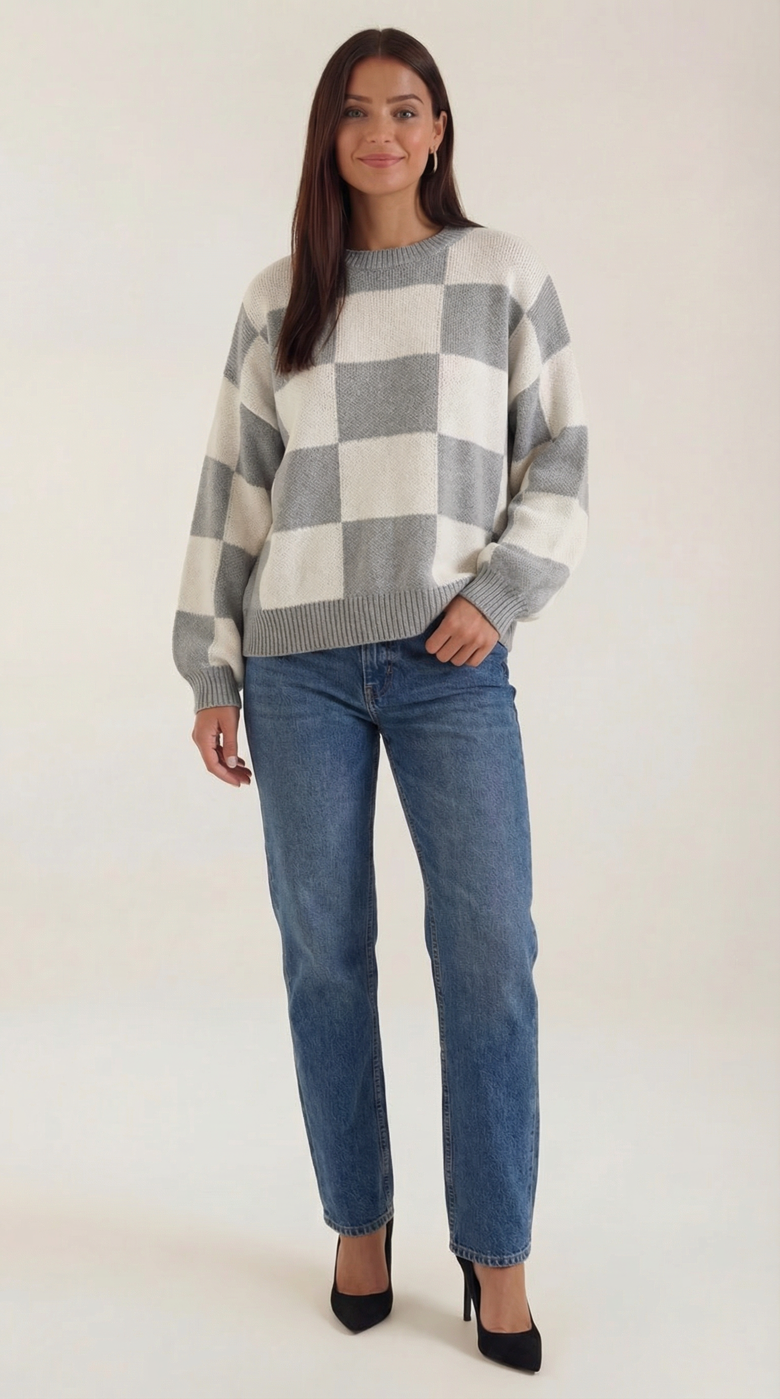 Emma Women's Oversized Checkerboard Knit Jumper - Light Grey