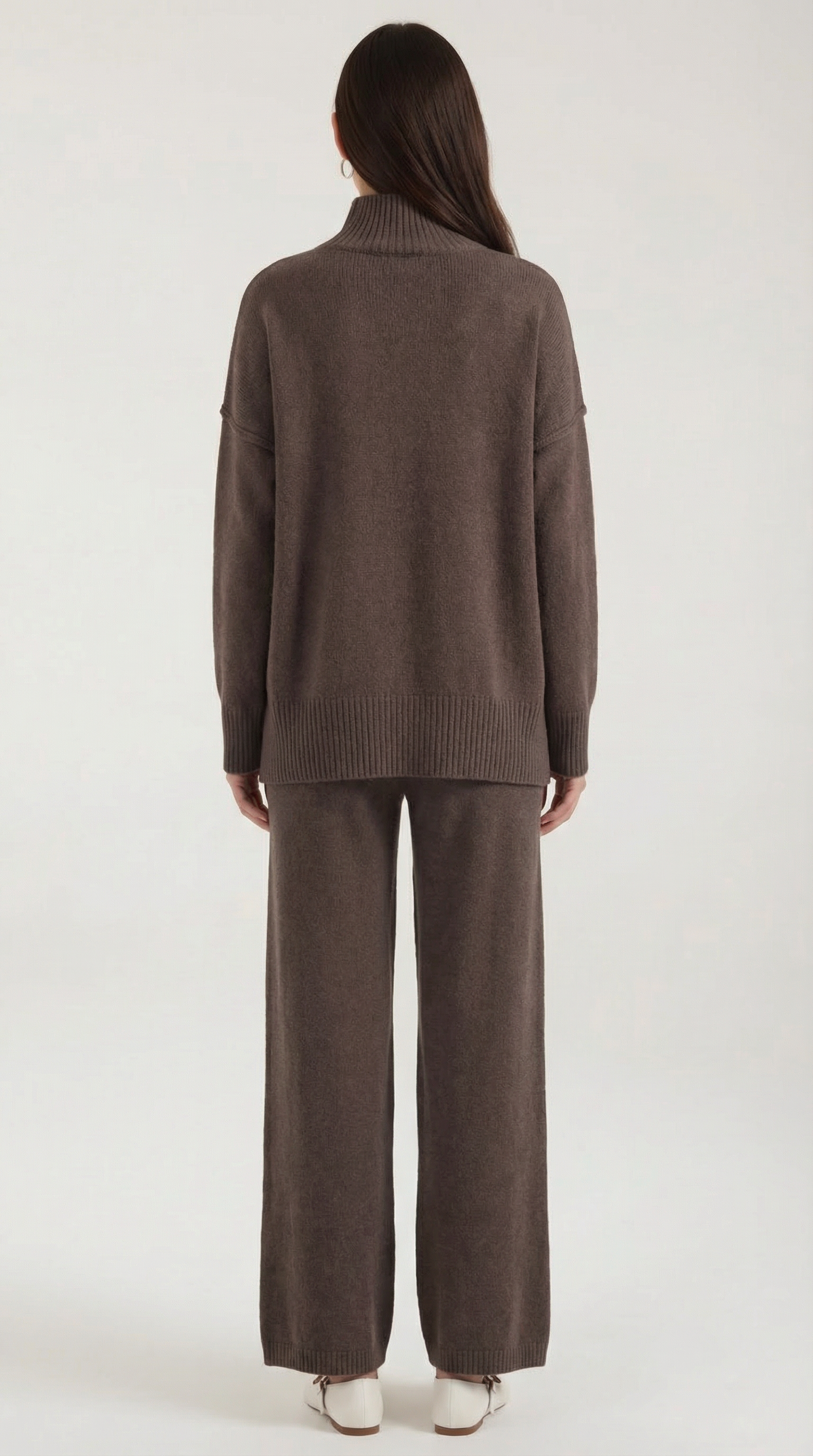 Jean Women's Knit Turtleneck Jumper and Trousers Set