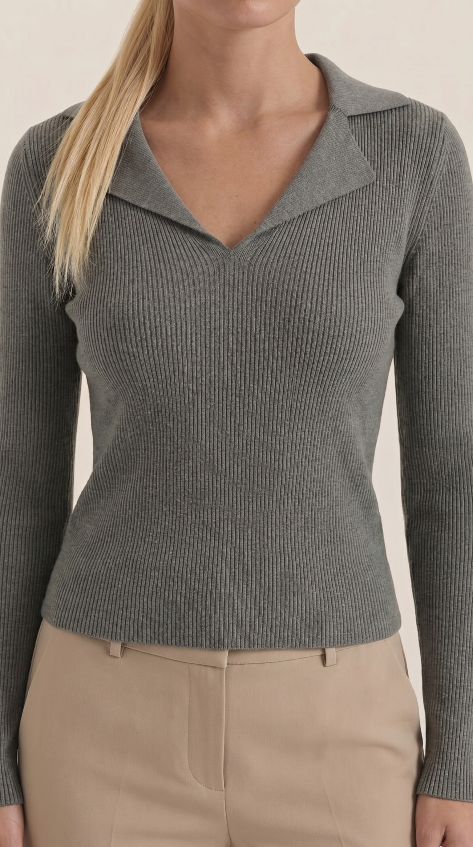 Sara Women's V-Neck Ribbed Collared Knit Jumper