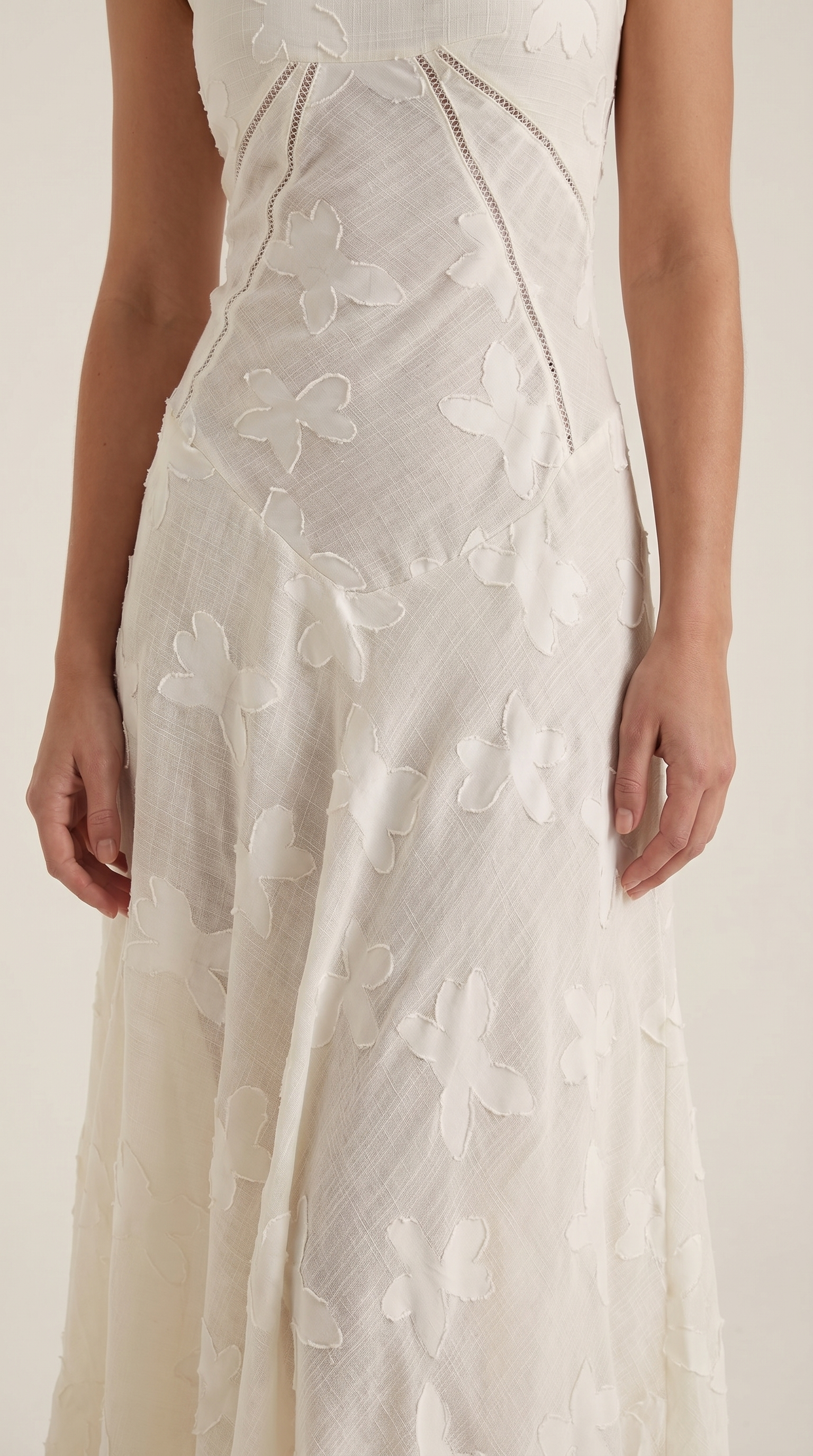 Arabelle Women's Floral Lace Sweetheart Maxi Dress