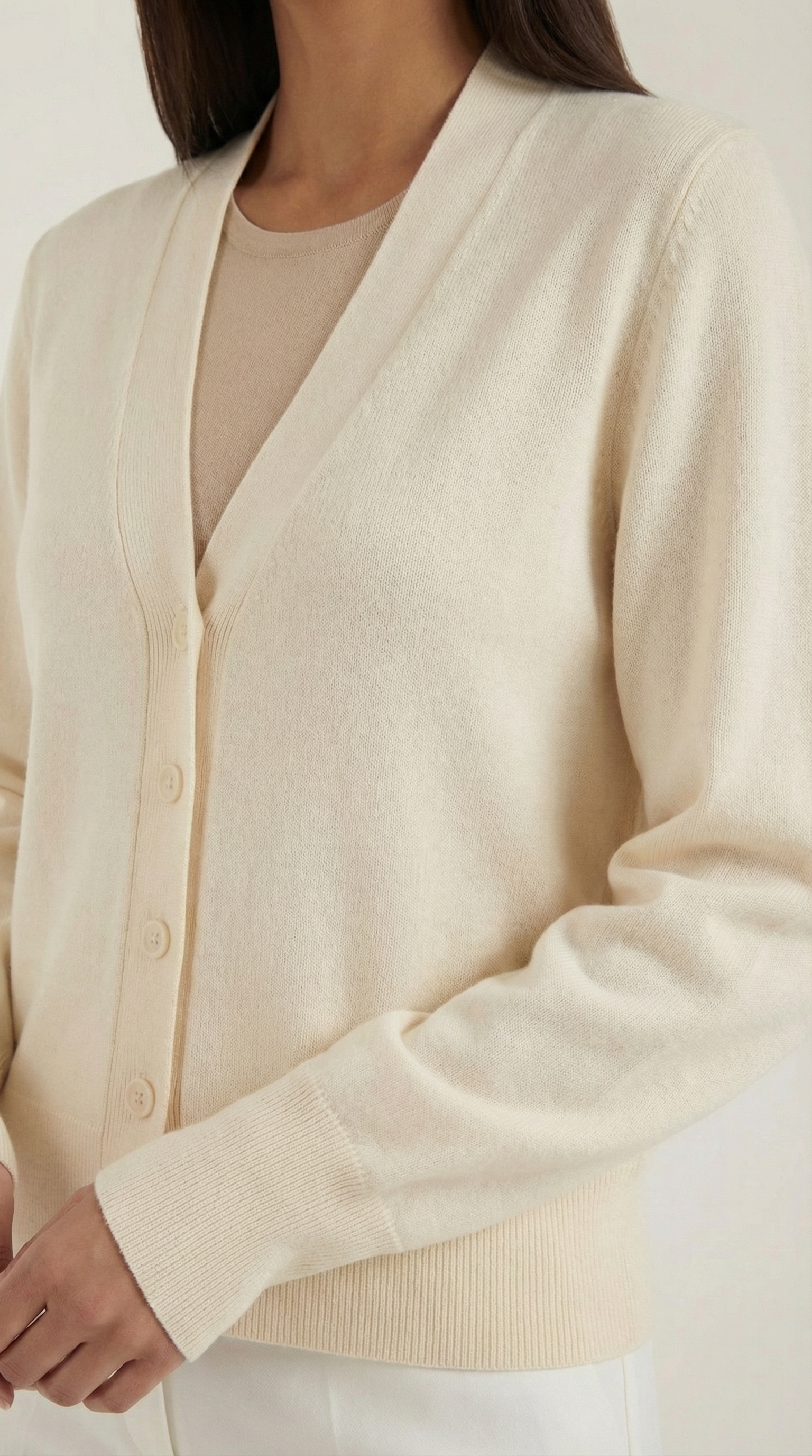 Bonnie Women's Split Hem V-Neck Button Cardigan