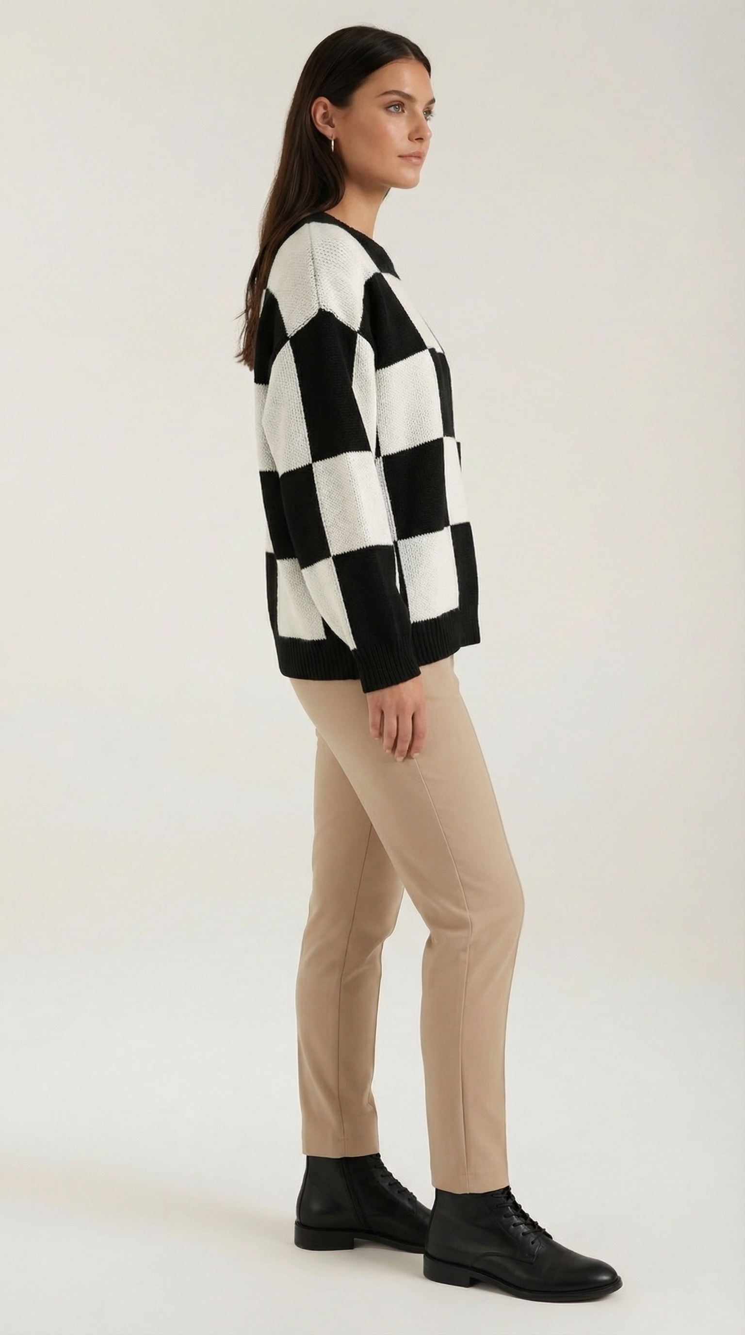 Emma Women's Oversized Checkerboard Knit Jumper