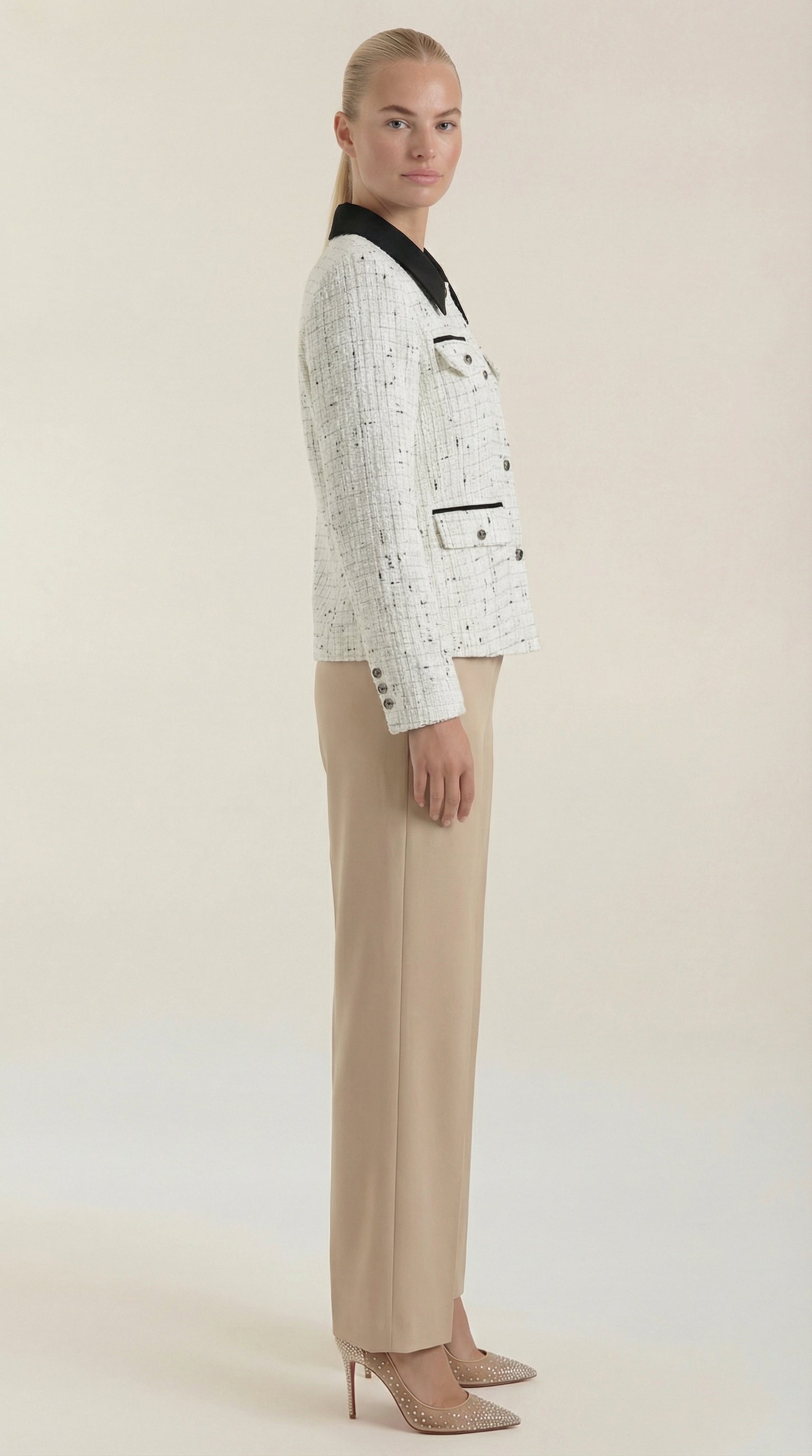 Heidi Women's Contrast Collar Button Tweed Jacket
