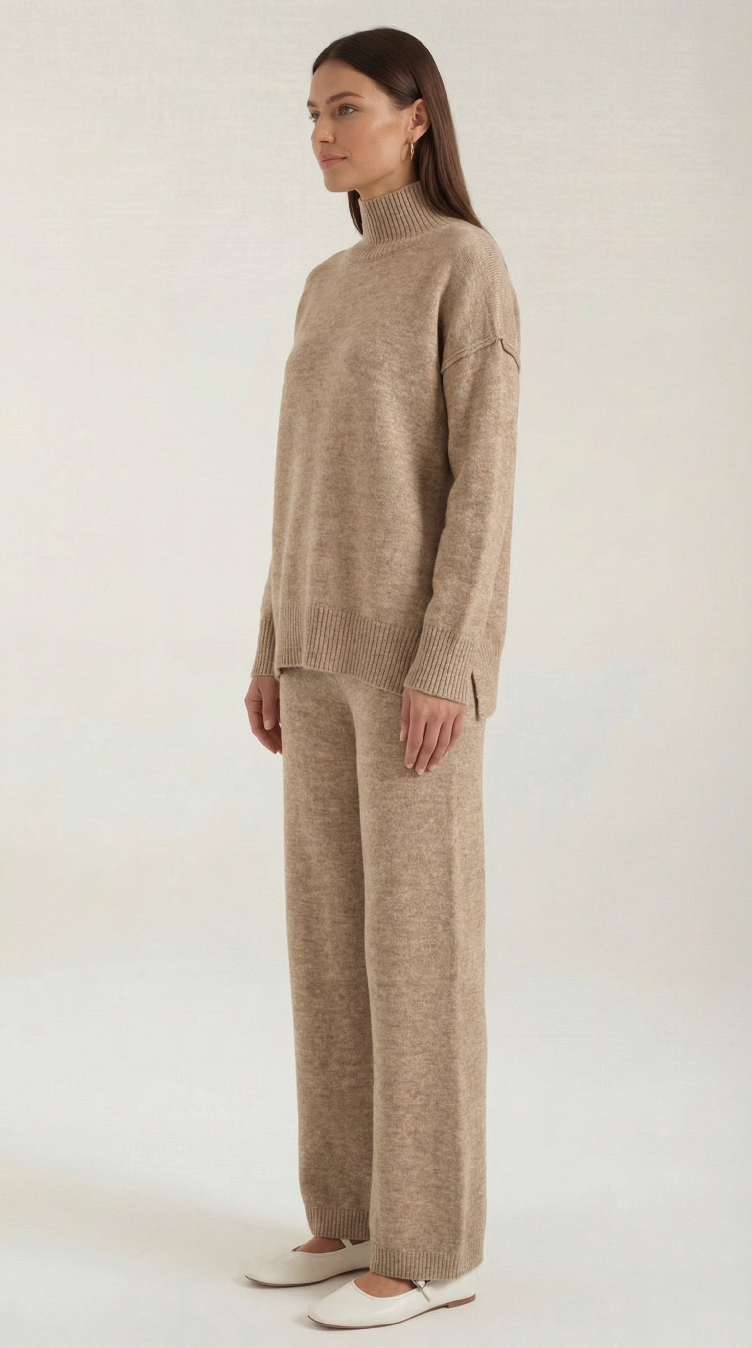 Jean Women's Knit Turtleneck Jumper and Trousers Set