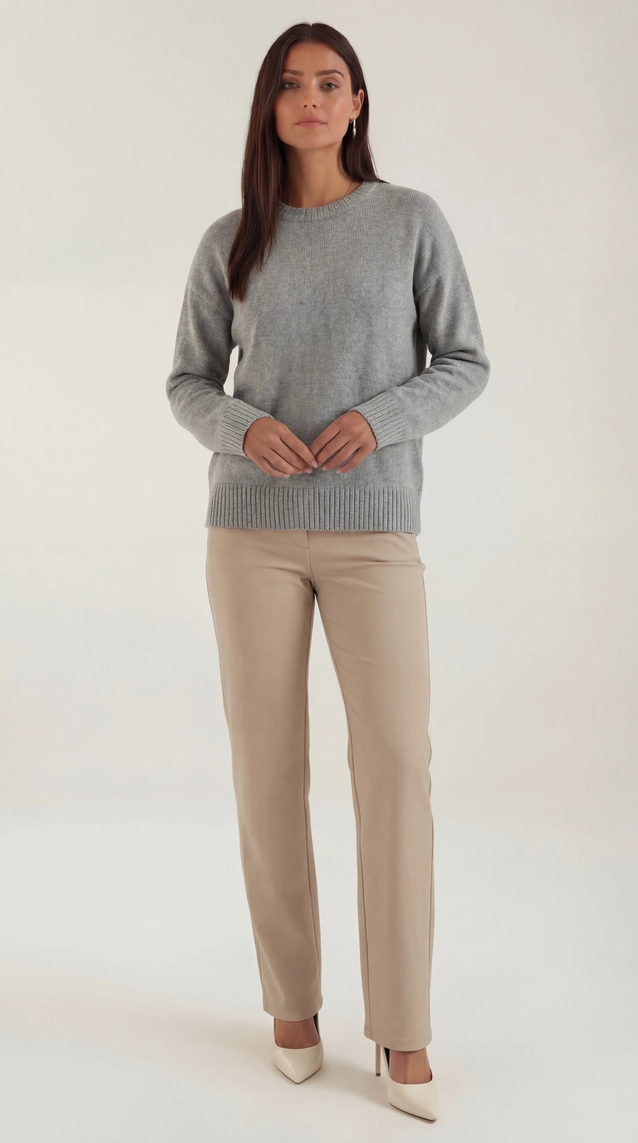 Ruby Women's Ribbed Edge Oversized Knit Jumper - Light Grey