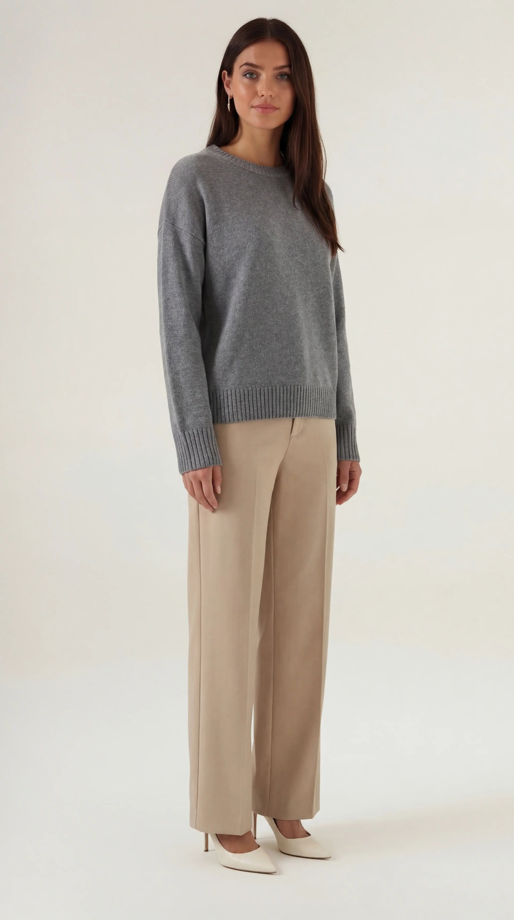 Ruby Women's Ribbed Edge Oversized Knit Jumper